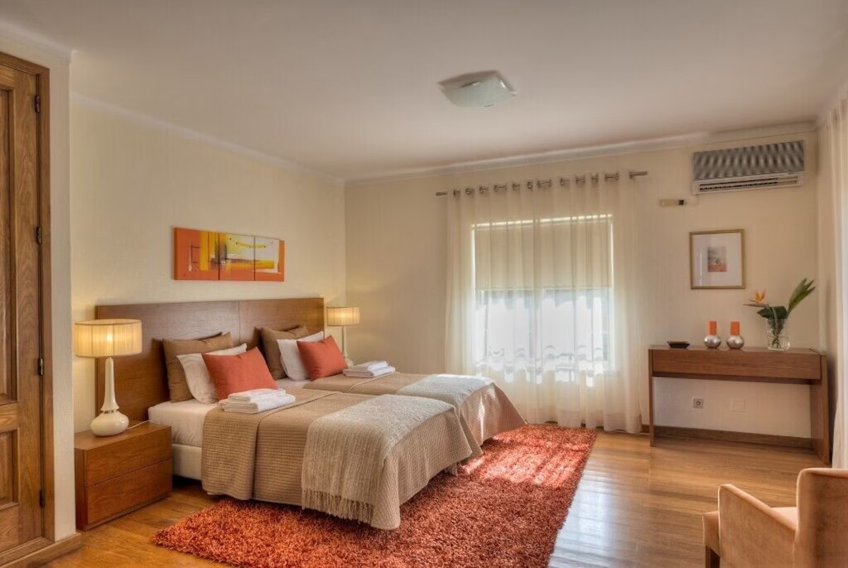 Twin bedroom at Algarve Serena